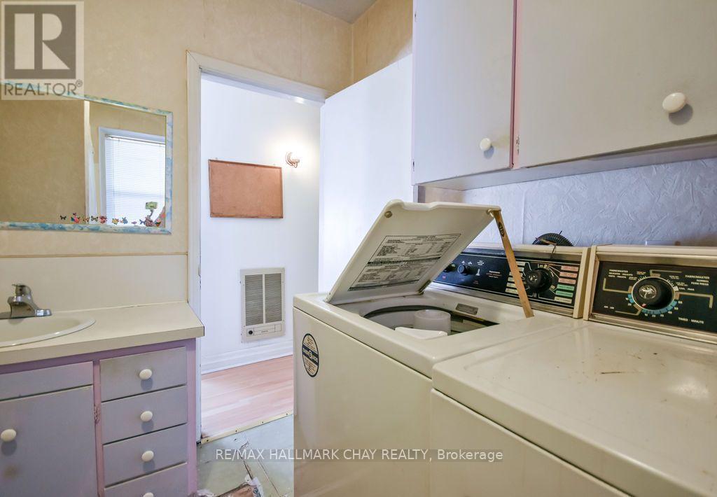 168 Anne Street S, Barrie, Ontario  L4N 2E5 - Photo 16 - S13631262