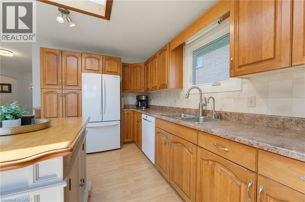 127 Michener Crescent, Kitchener, Ontario  N2A 3V3 - Photo 15 - 40852838