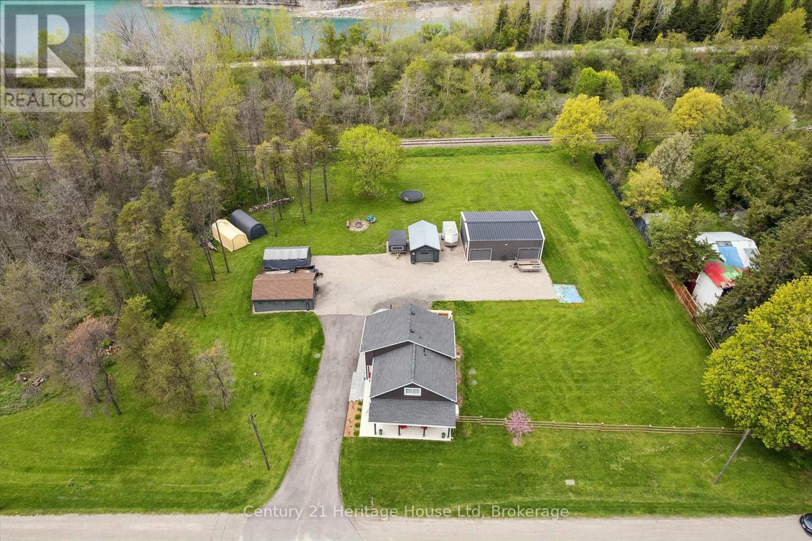 584077 BEACHVILLE ROAD, South-West Oxford, Ontario
