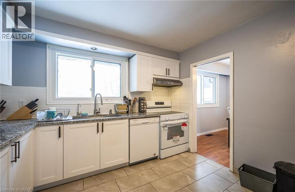 87 Lorraine Avenue Unit# Front, Kitchener, Ontario  N2B 2N1 - Photo 9 - 40846486
