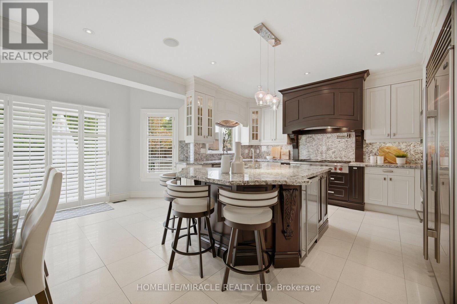 2152 Manor Hill Drive, Mississauga, Ontario  L5M 5H9 - Photo 16 - W13631230
