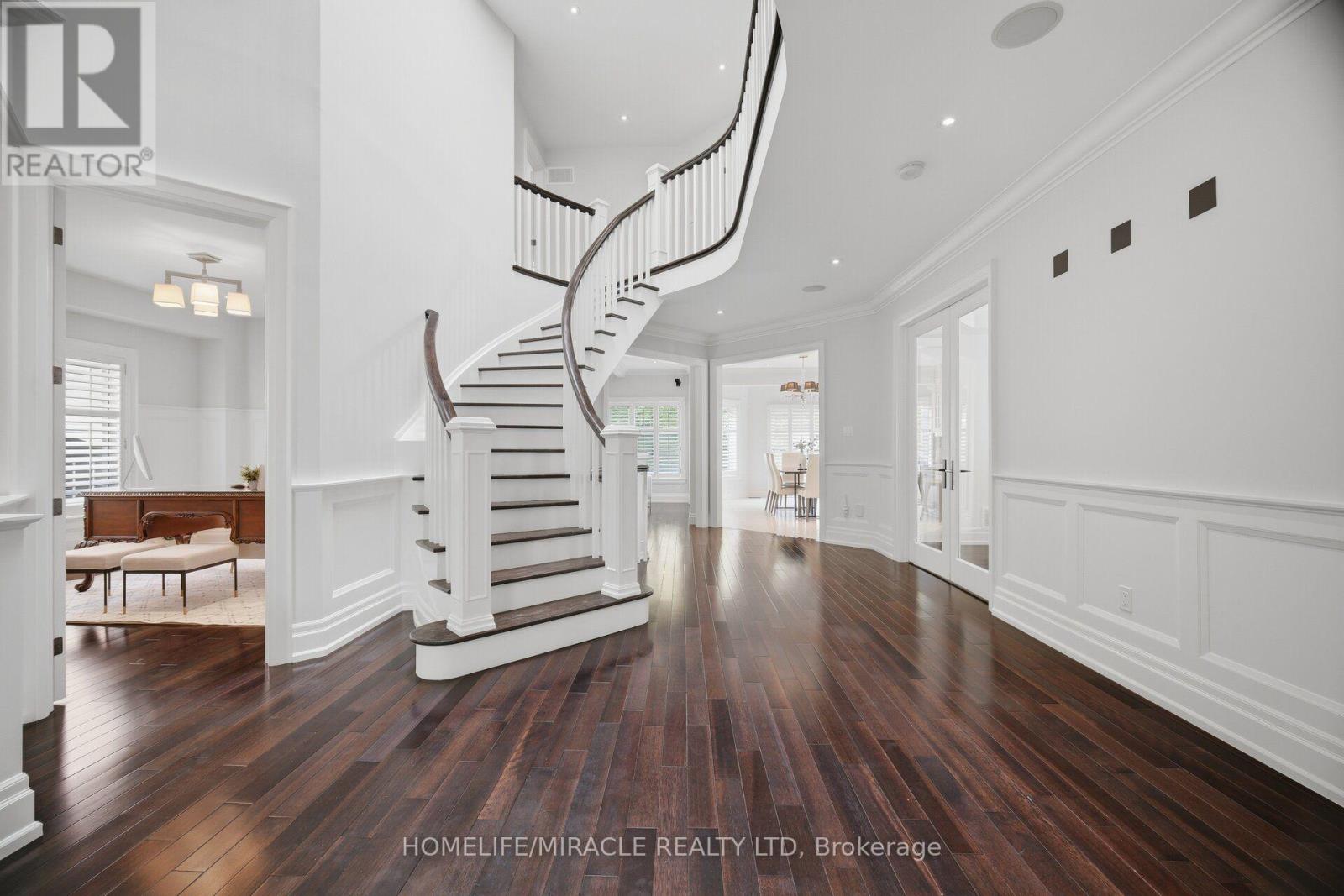 2152 Manor Hill Drive, Mississauga, Ontario  L5M 5H9 - Photo 22 - W13631230