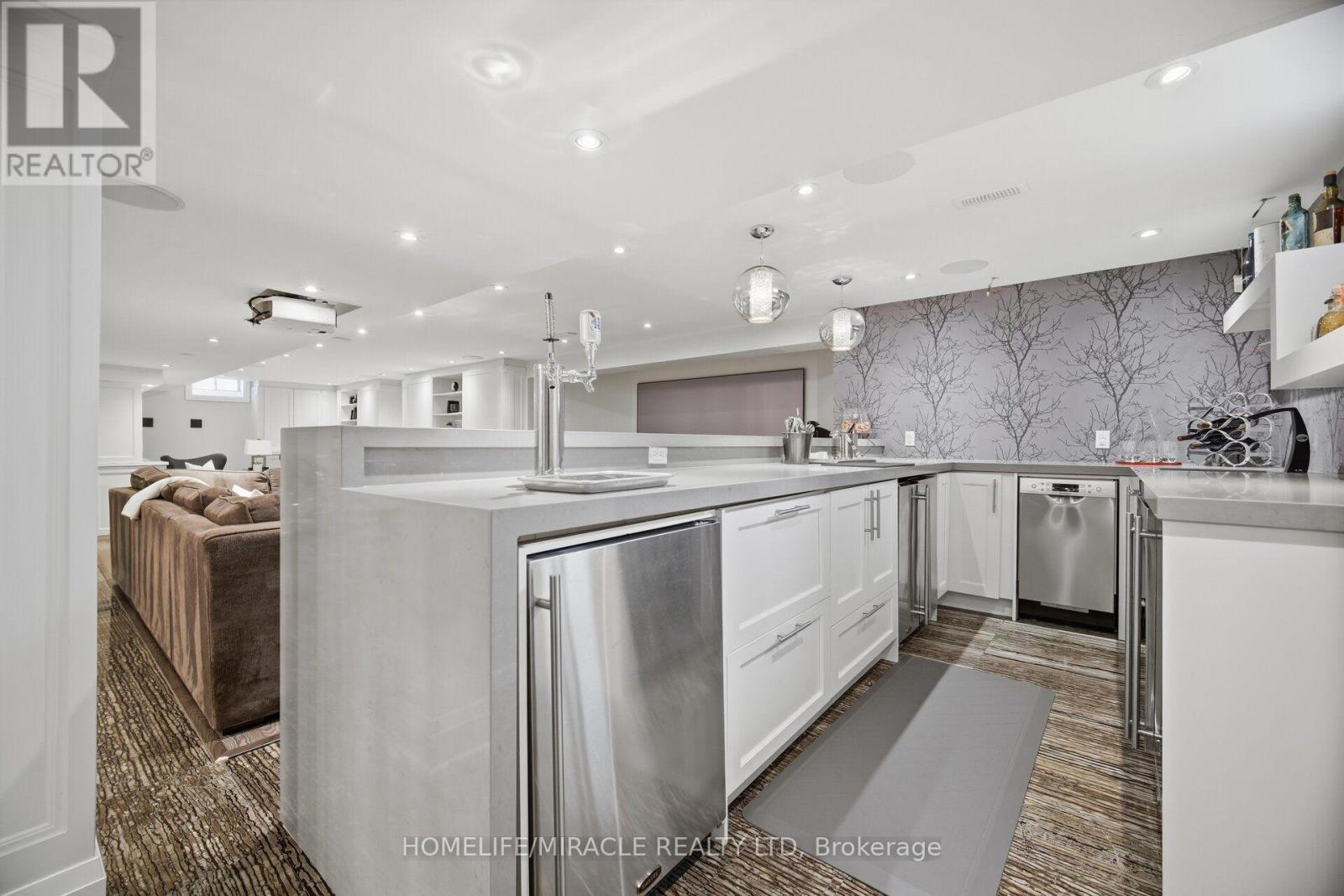 2152 Manor Hill Drive, Mississauga, Ontario  L5M 5H9 - Photo 42 - W13631230