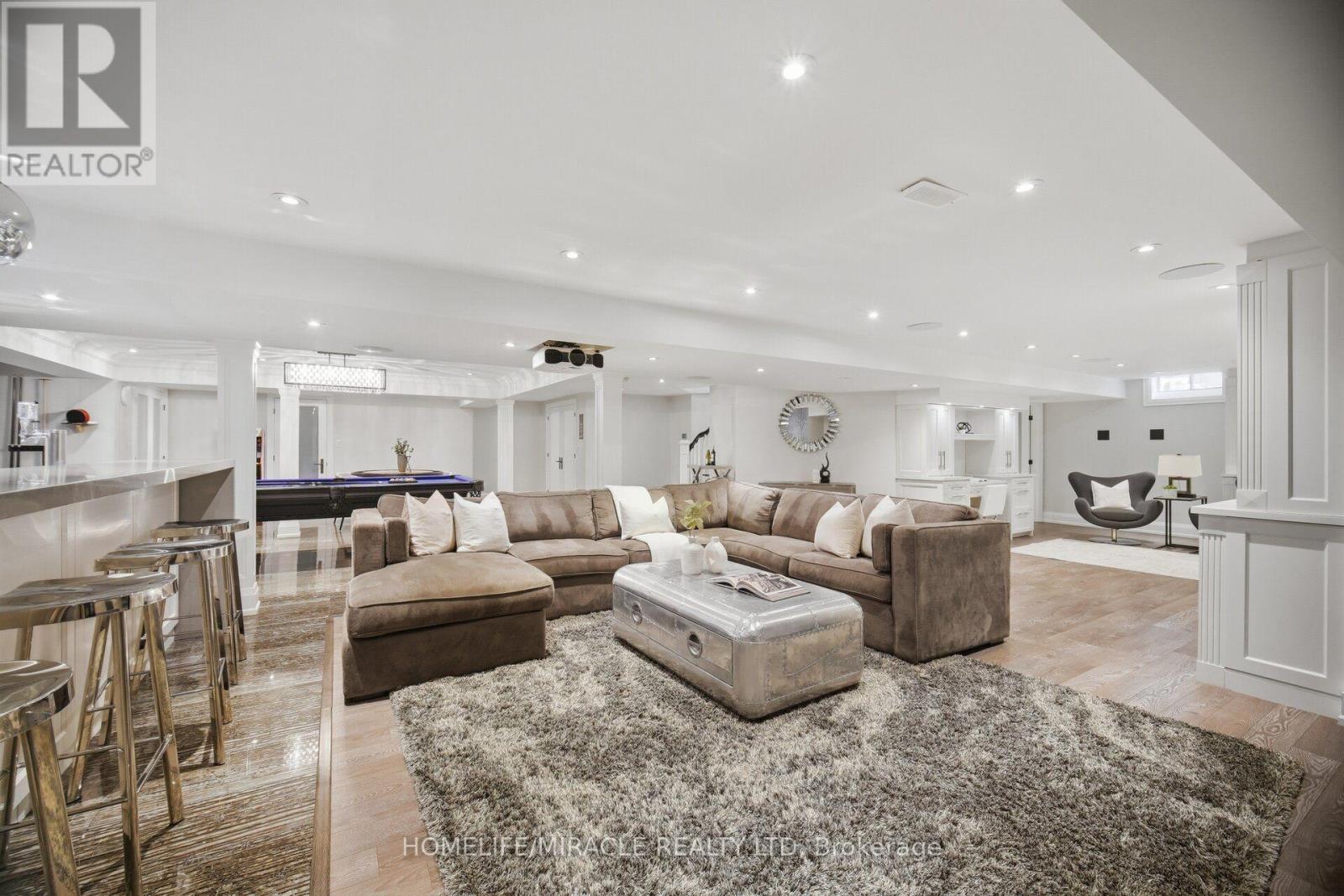 2152 Manor Hill Drive, Mississauga, Ontario  L5M 5H9 - Photo 44 - W13631230