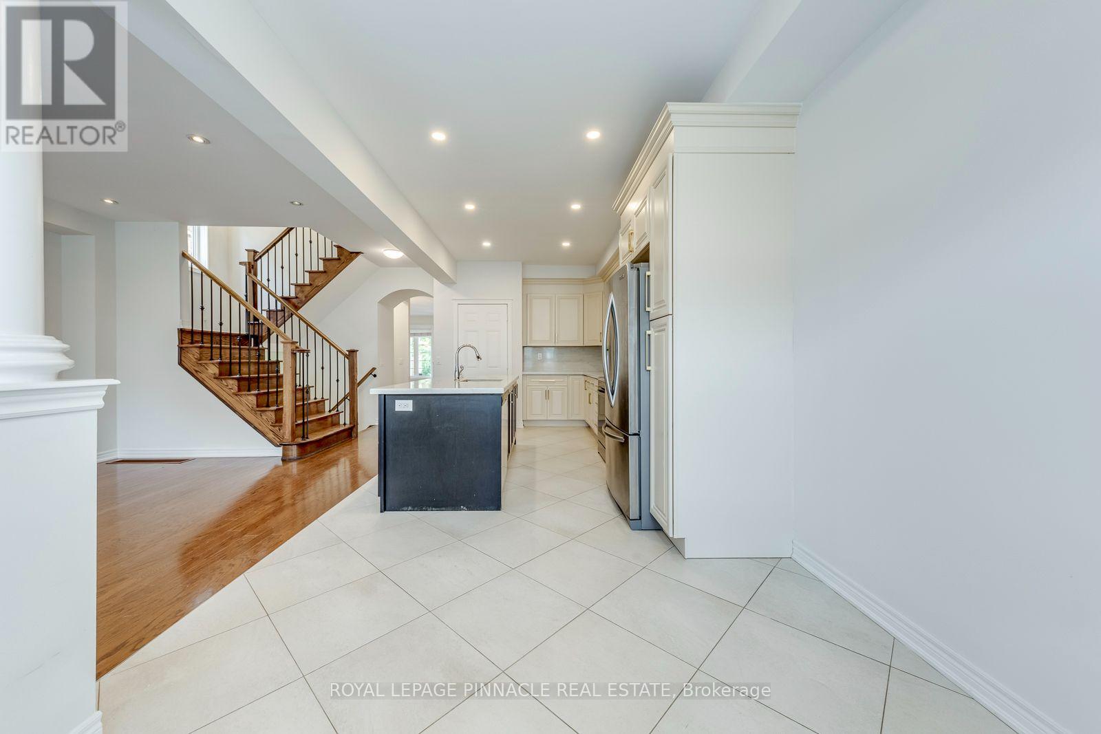 3111 Robert Brown Boulevard, Oakville, Ontario  L6M 0P9 - Photo 14 - W13631256