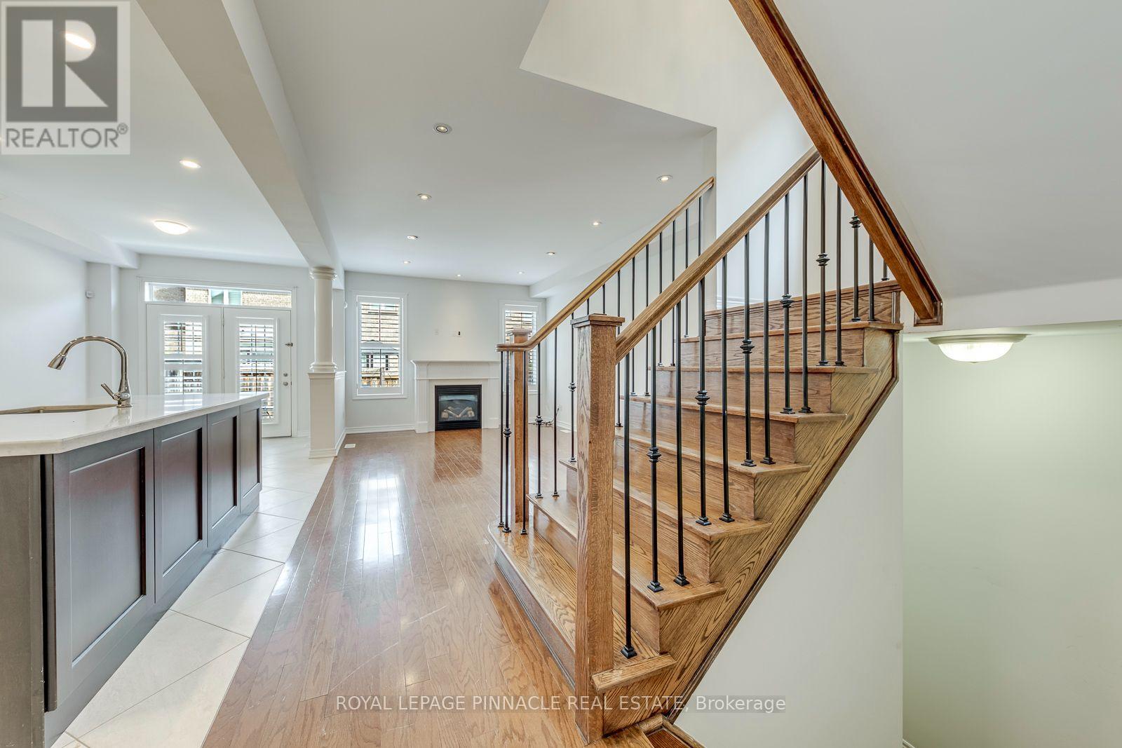 3111 Robert Brown Boulevard, Oakville, Ontario  L6M 0P9 - Photo 7 - W13631256