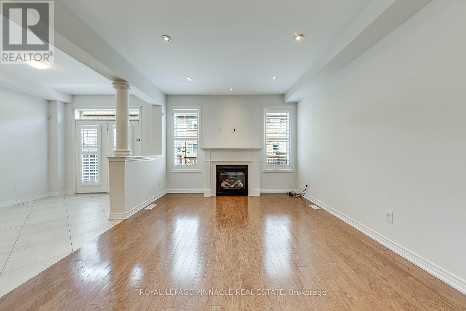 3111 Robert Brown Boulevard, Oakville, Ontario  L6M 0P9 - Photo 8 - W13631256