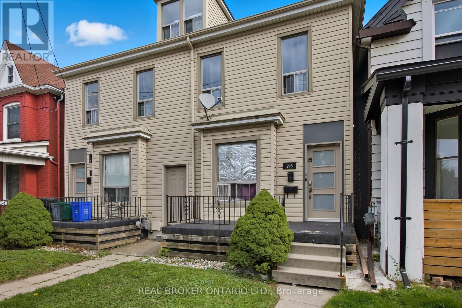 1 - 296 Emerald Street N, Hamilton, Ontario  L8L 5L3 - Photo 2 - X13631218