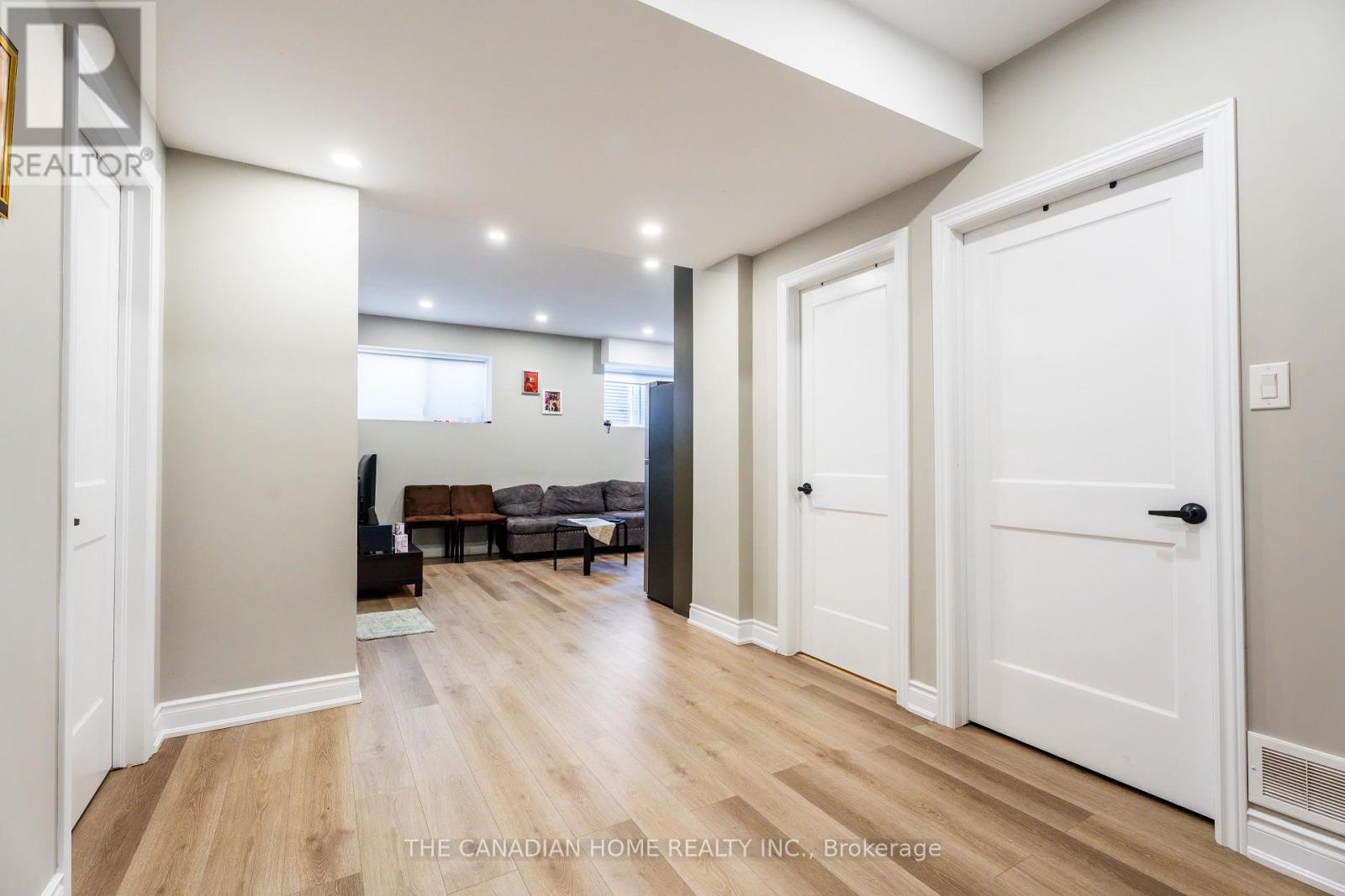 134 Tartan Avenue N, Kitchener, Ontario  N2R 0N4 - Photo 4 - X13631222