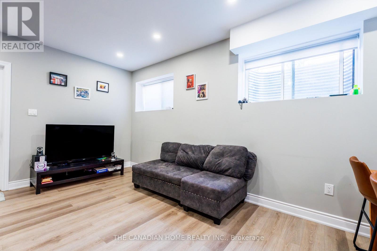134 Tartan Avenue N, Kitchener, Ontario  N2R 0N4 - Photo 7 - X13631222
