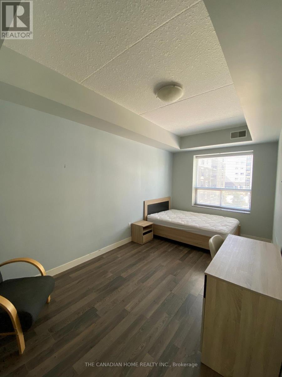 H303 - 62 Balsam Street, Waterloo, Ontario  N2L 3H2 - Photo 4 - X13631226