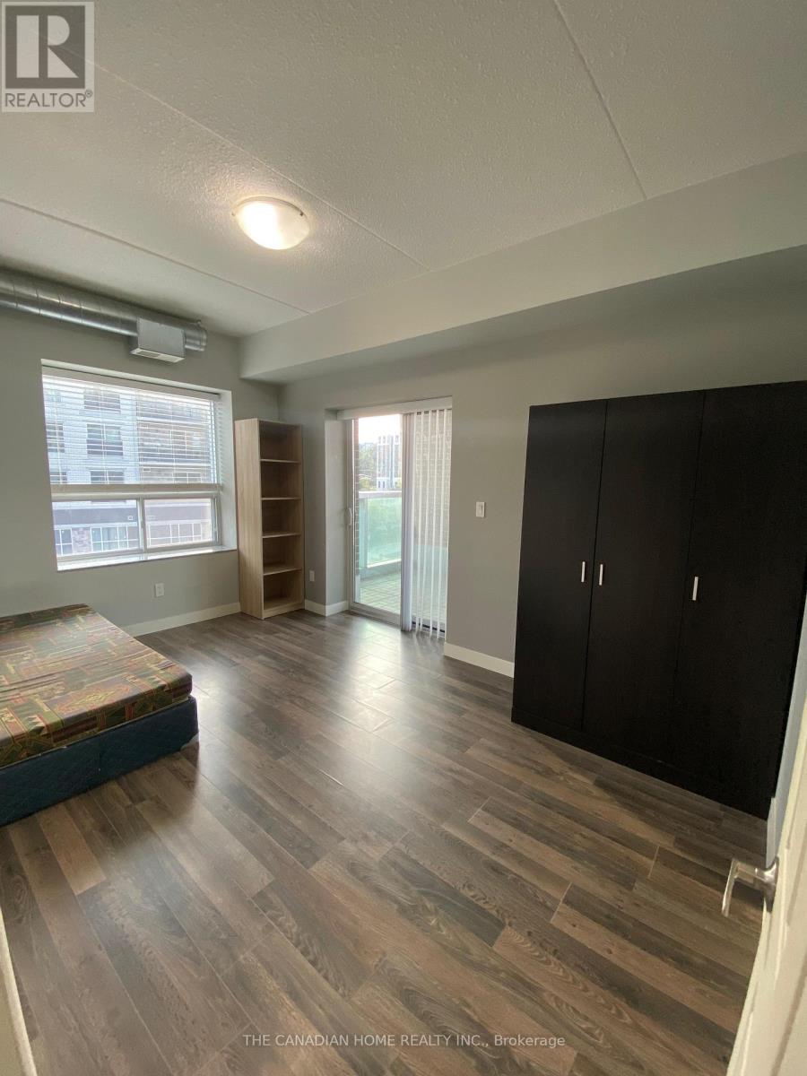 H303 - 62 Balsam Street, Waterloo, Ontario  N2L 3H2 - Photo 5 - X13631226