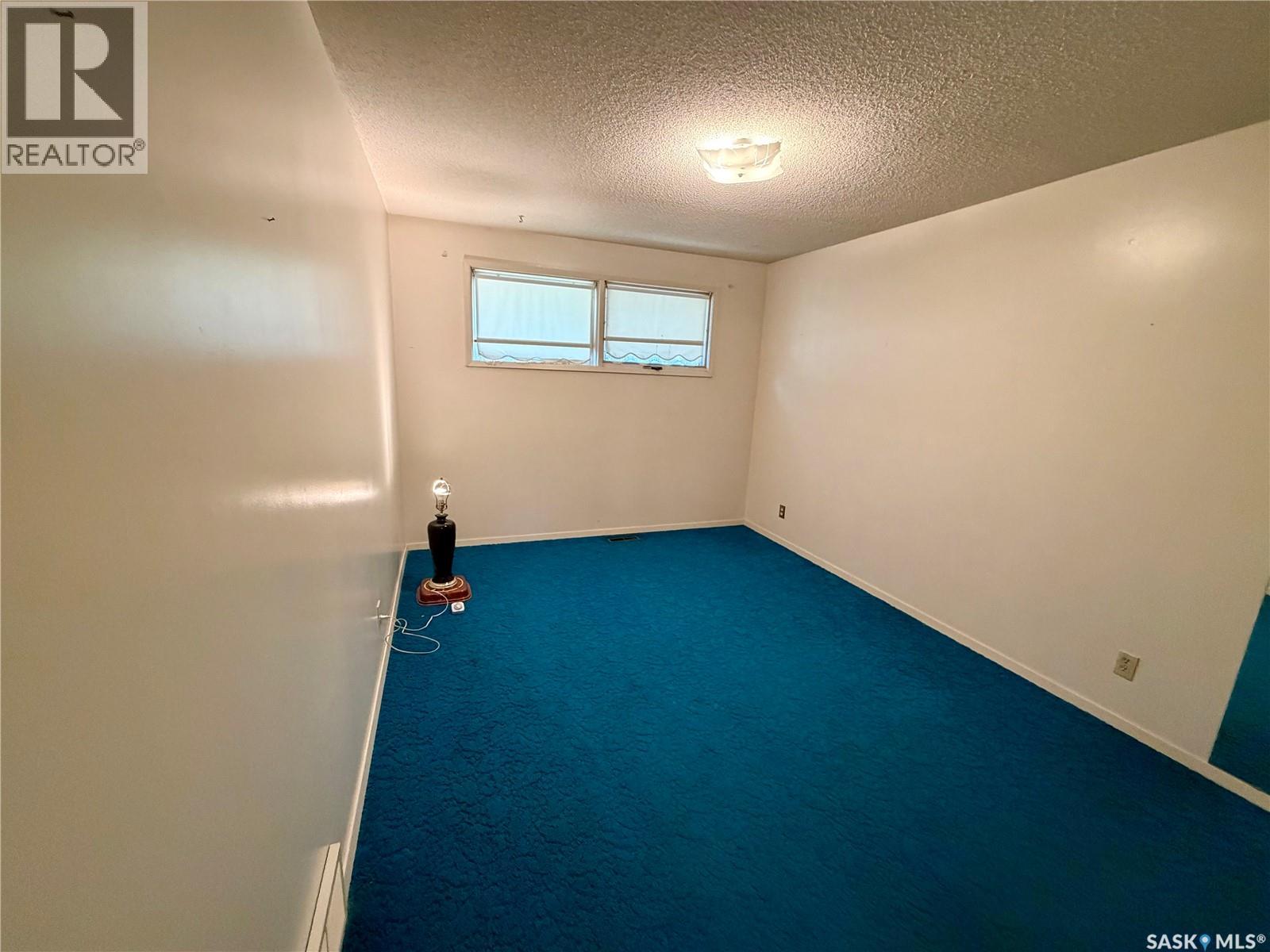 1247 Gordon Road, Moose Jaw, Saskatchewan  S6H 3E3 - Photo 11 - SK044304