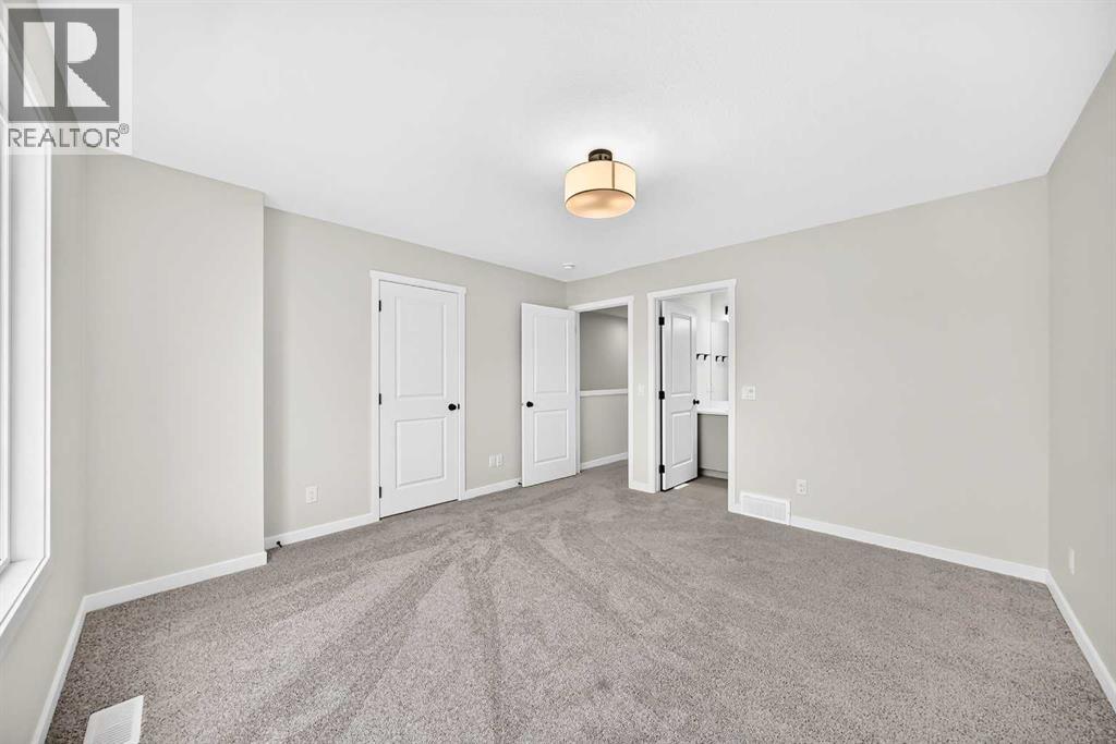 265 Heirloom Way SE, Calgary, Alberta  T3S 0P8 - Photo 28 - A2322318