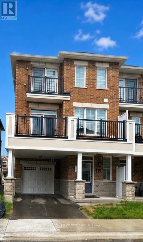 119 PEAREN LANE, Barrie, Ontario