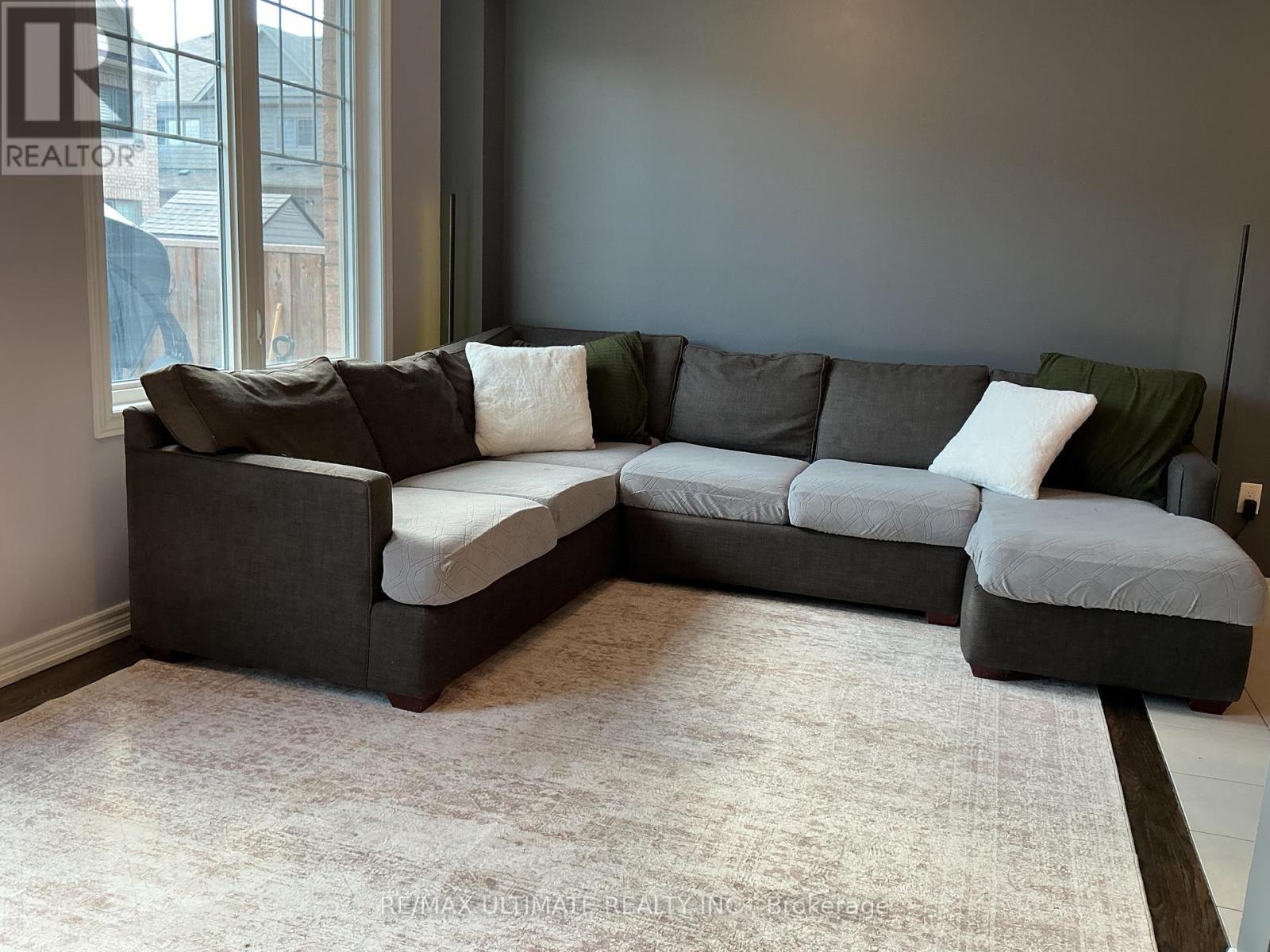 31 DAVENFIELD CIRCLE, Brampton, Ontario