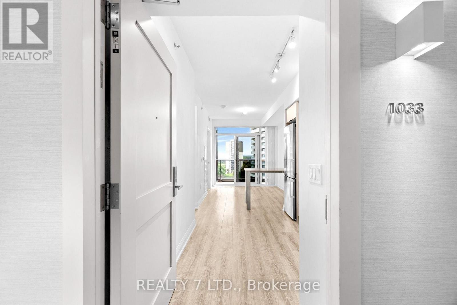 1033 - 26 Gibbs Road, Toronto, Ontario  M9B 0E3 - Photo 10 - W13619178