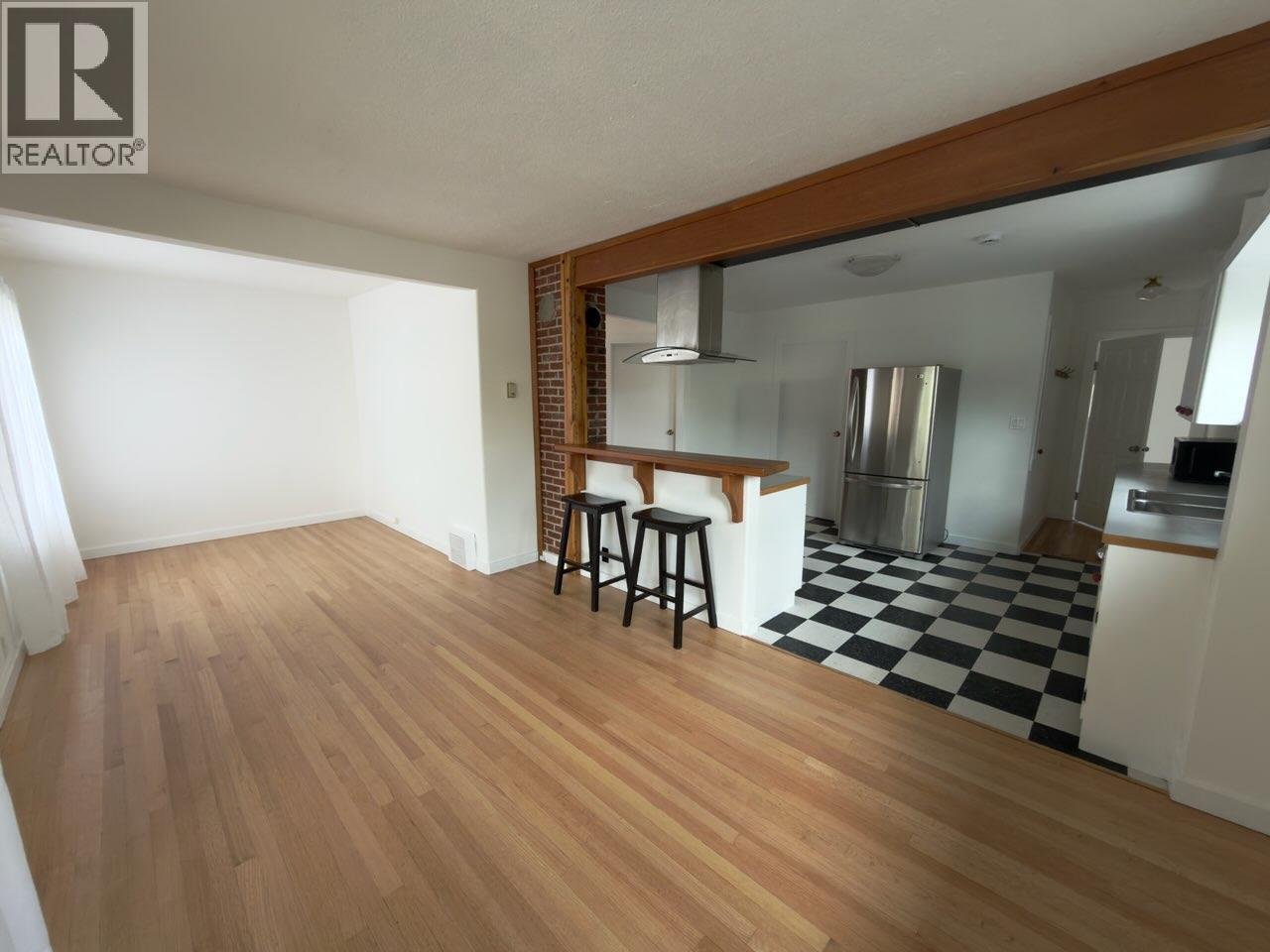 664 Rotary Drive, Kimberley, British Columbia  V1A 1E3 - Photo 3 - 10396318