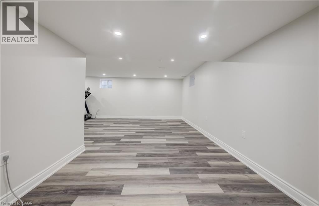 52 Pointer Street, Cambridge, Ontario  N3E 0B4 - Photo 38 - 40852599