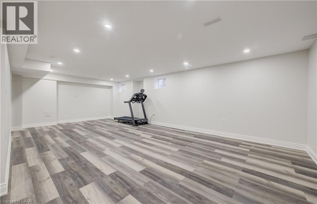 52 Pointer Street, Cambridge, Ontario  N3E 0B4 - Photo 39 - 40852599