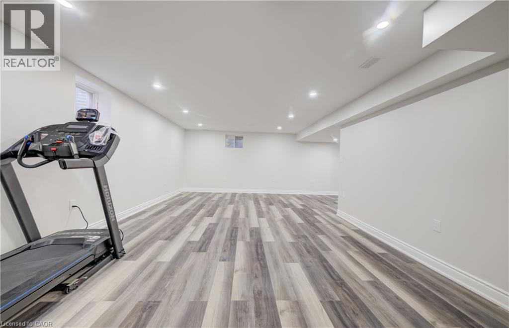 52 Pointer Street, Cambridge, Ontario  N3E 0B4 - Photo 41 - 40852599