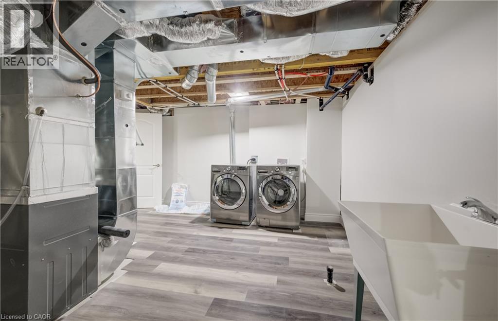 52 Pointer Street, Cambridge, Ontario  N3E 0B4 - Photo 42 - 40852599