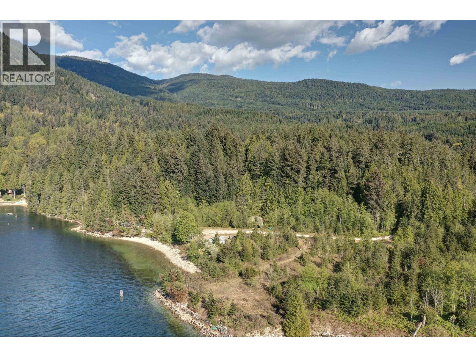 7425 Sechelt Inlet Road, Sechelt, British Columbia  V7Z 0C7 - Photo 10 - C8080937