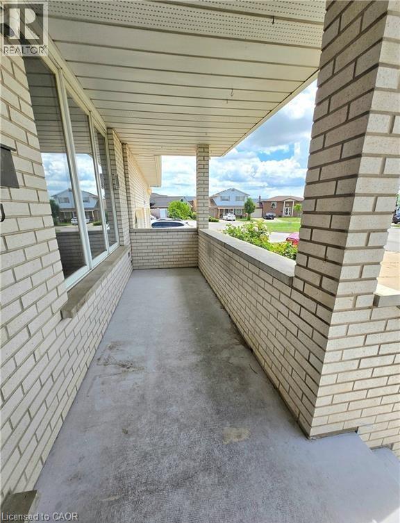 25 Highfield Avenue Unit# Upper Level, St. Catharines, Ontario  L2M 5W3 - Photo 3 - 40841886
