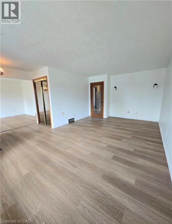 25 Highfield Avenue Unit# Upper Level, St. Catharines, Ontario  L2M 5W3 - Photo 5 - 40841886
