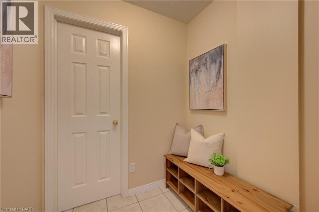 323 Hidden Creek Drive, Kitchener, Ontario  N2N 3N3 - Photo 6 - 40851461