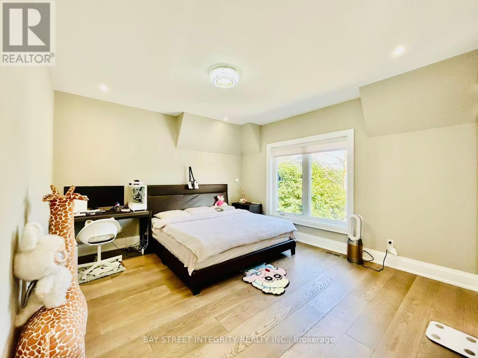 158 Elmwood Avenue, Richmond Hill, Ontario  L4C 1L1 - Photo 30 - N13619460