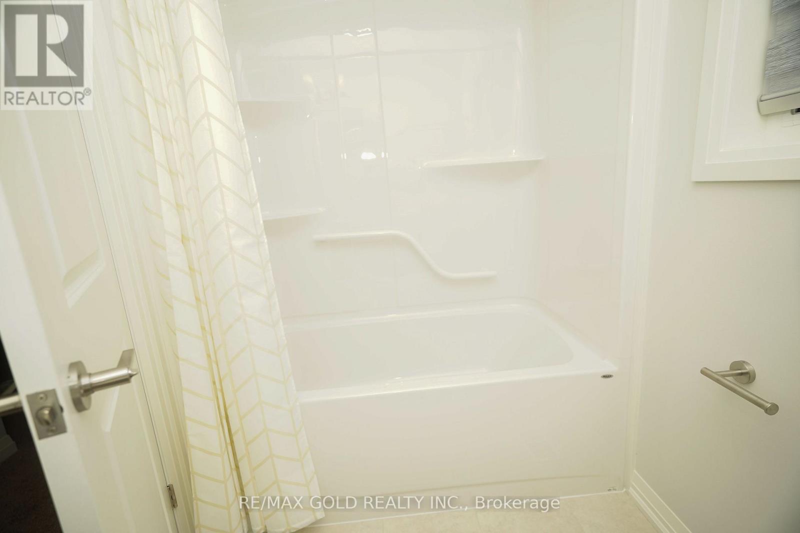 122 Willson Drive, Thorold, Ontario  L3B 0A1 - Photo 17 - X13575612