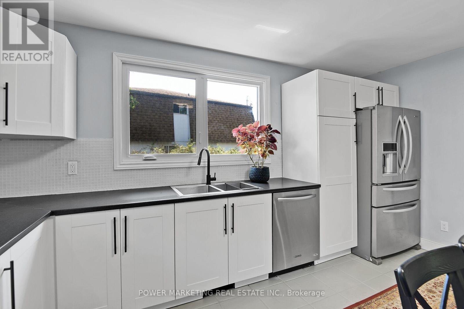 35 Tauvette Street, Ottawa, Ontario  K1B 3A1 - Photo 15 - X13631342