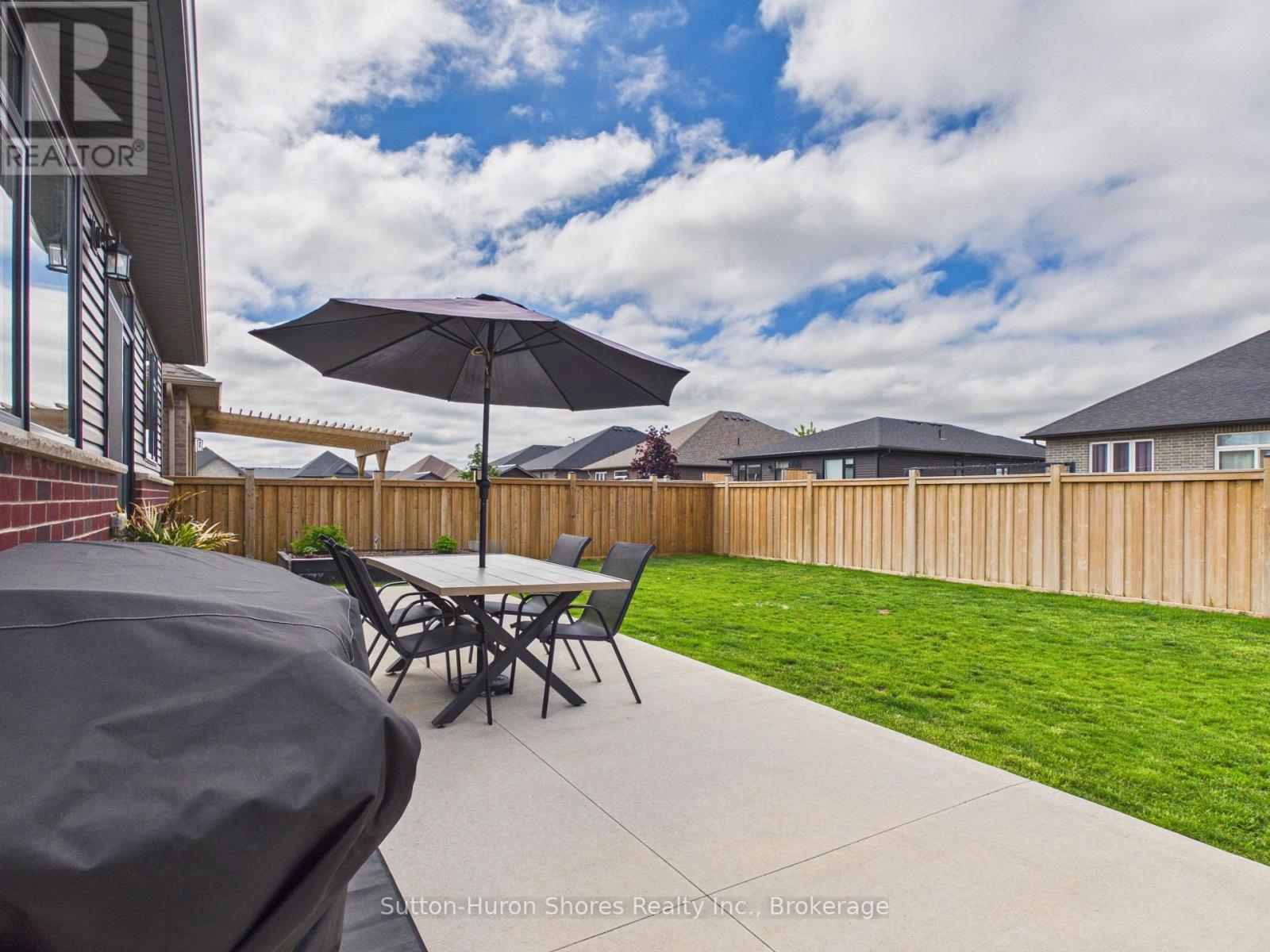 414 Mary Rose Avenue, Saugeen Shores, Ontario  N0H 2C3 - Photo 35 - X13412552
