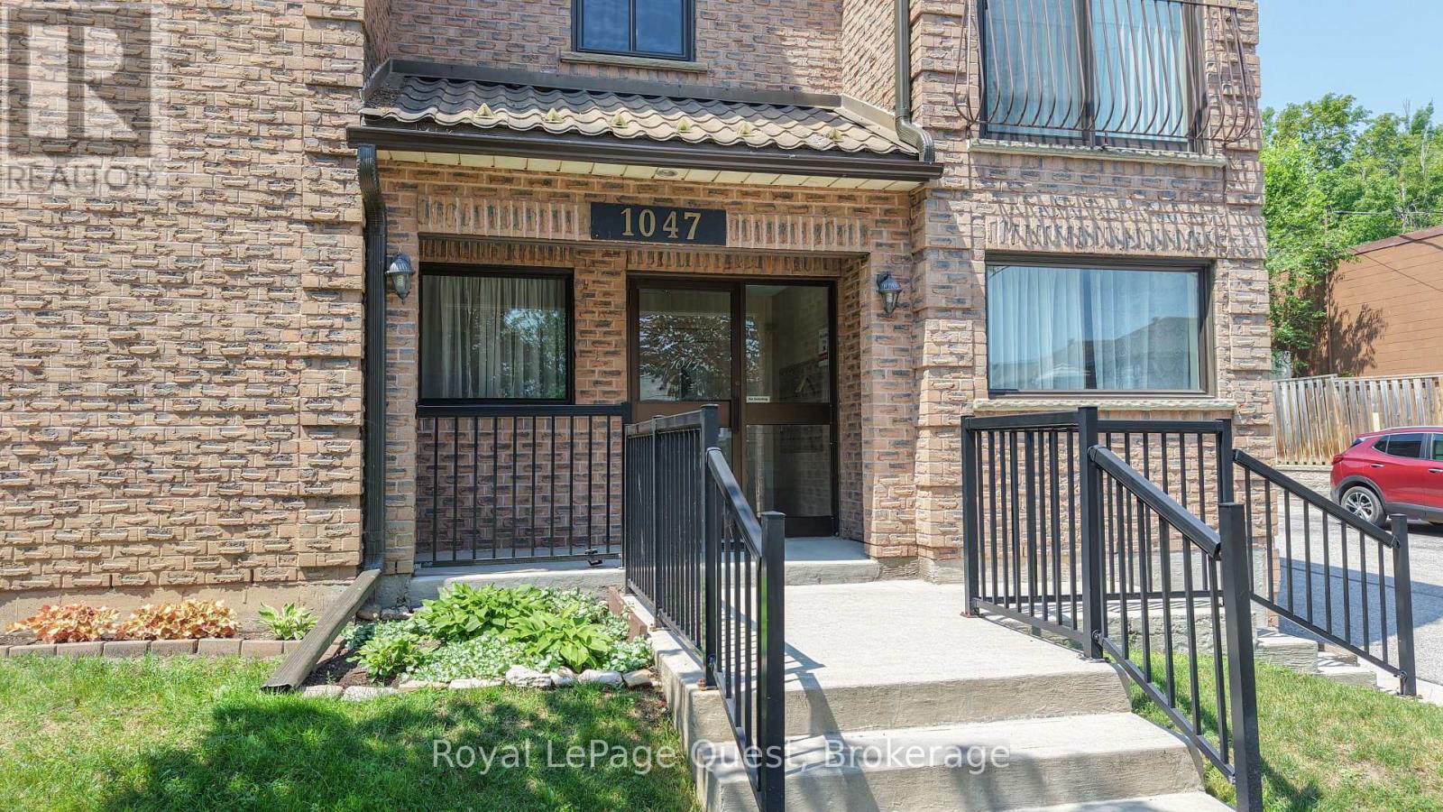 307 - 1047 Mississaga Street W, Orillia, Ontario  L3V 3C7 - Photo 3 - S13631396
