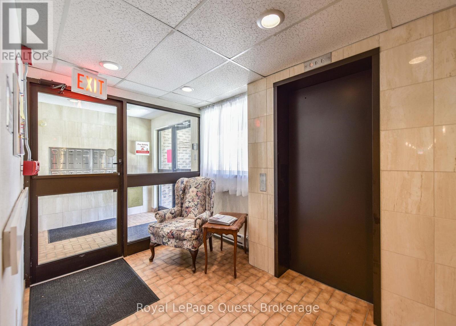 307 - 1047 Mississaga Street W, Orillia, Ontario  L3V 3C7 - Photo 5 - S13631396