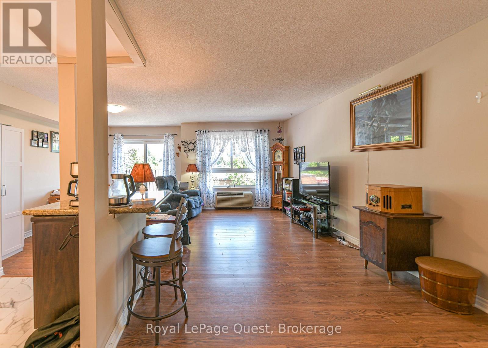 307 - 1047 Mississaga Street W, Orillia, Ontario  L3V 3C7 - Photo 7 - S13631396