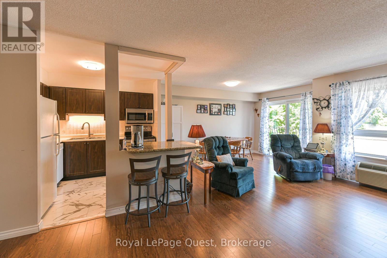 307 - 1047 Mississaga Street W, Orillia, Ontario  L3V 3C7 - Photo 8 - S13631396