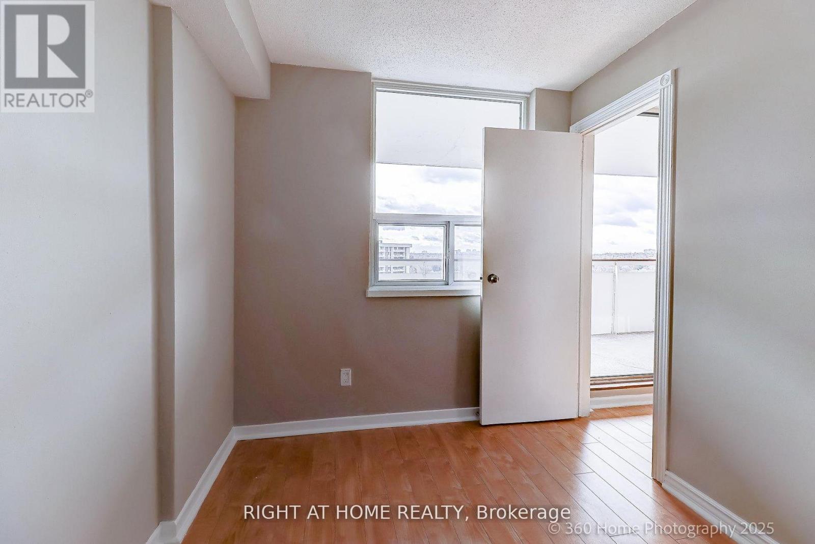 1107 - 1 Royal Orchard Boulevard, Markham, Ontario  L3T 3C2 - Photo 11 - N13631346