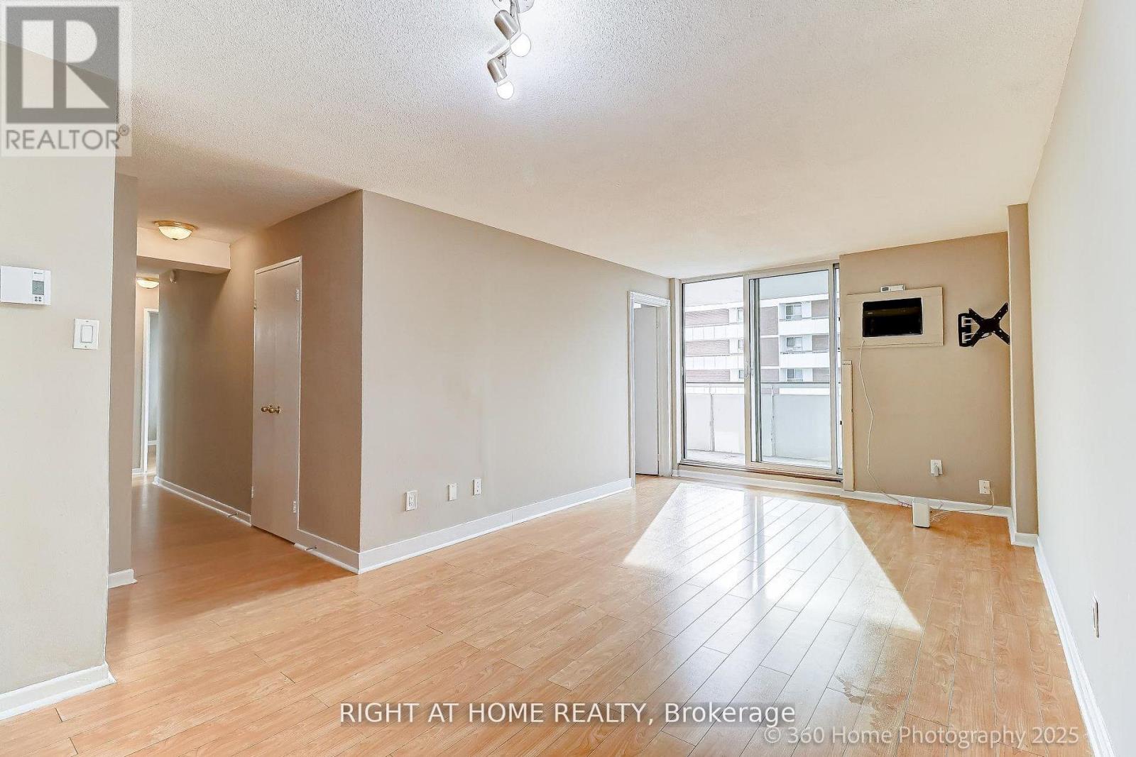 1107 - 1 Royal Orchard Boulevard, Markham, Ontario  L3T 3C2 - Photo 15 - N13631346
