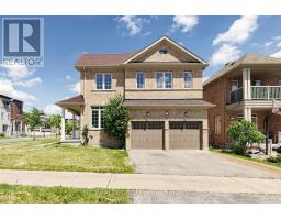 2 APPLE GROVE COURT, Vaughan, Ontario