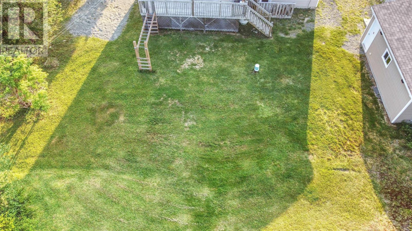 Photo 33
