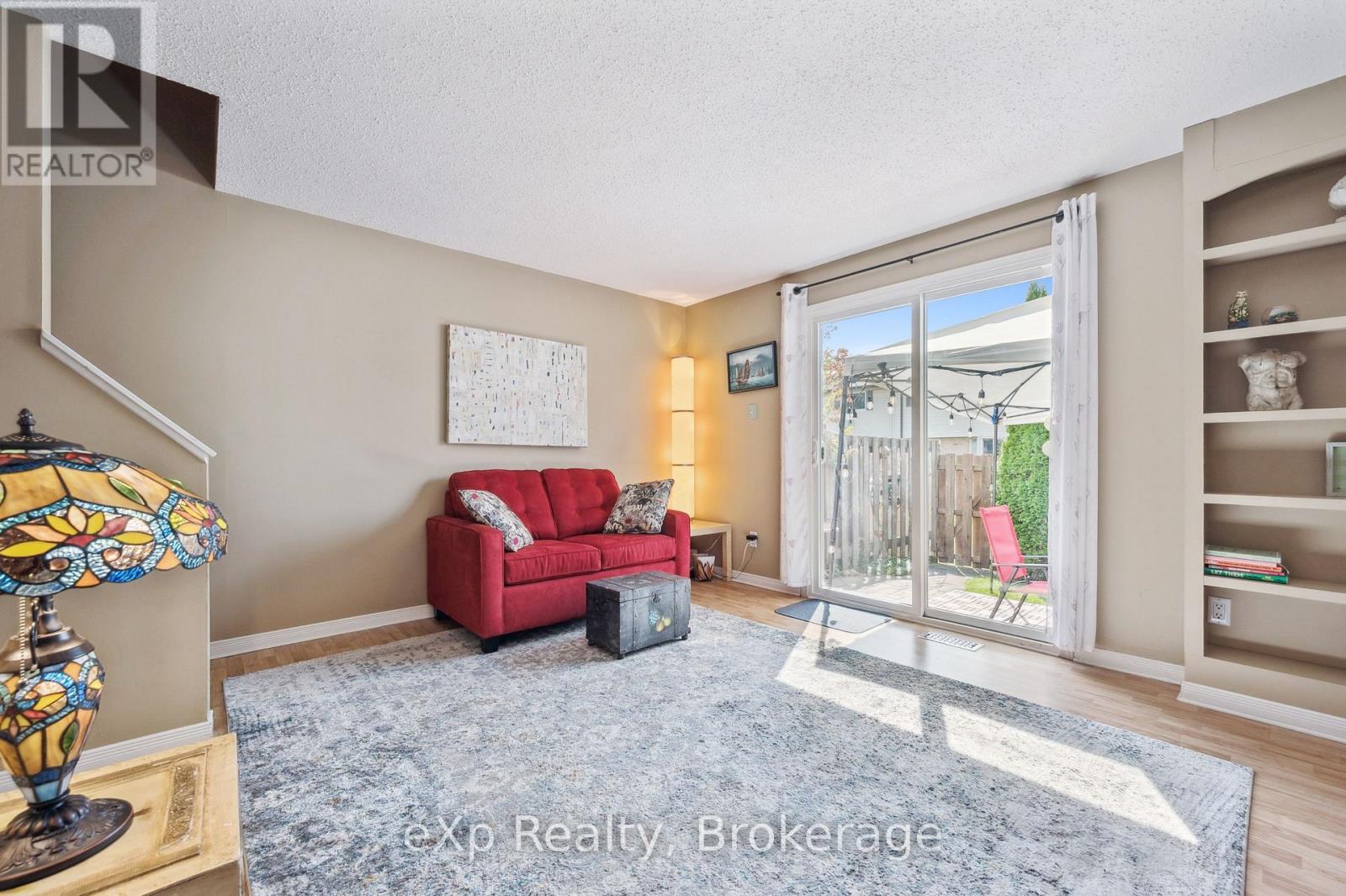 44 - 40 Silvercreek Parkway N, Guelph, Ontario  N1H 7X5 - Photo 3 - X13624698