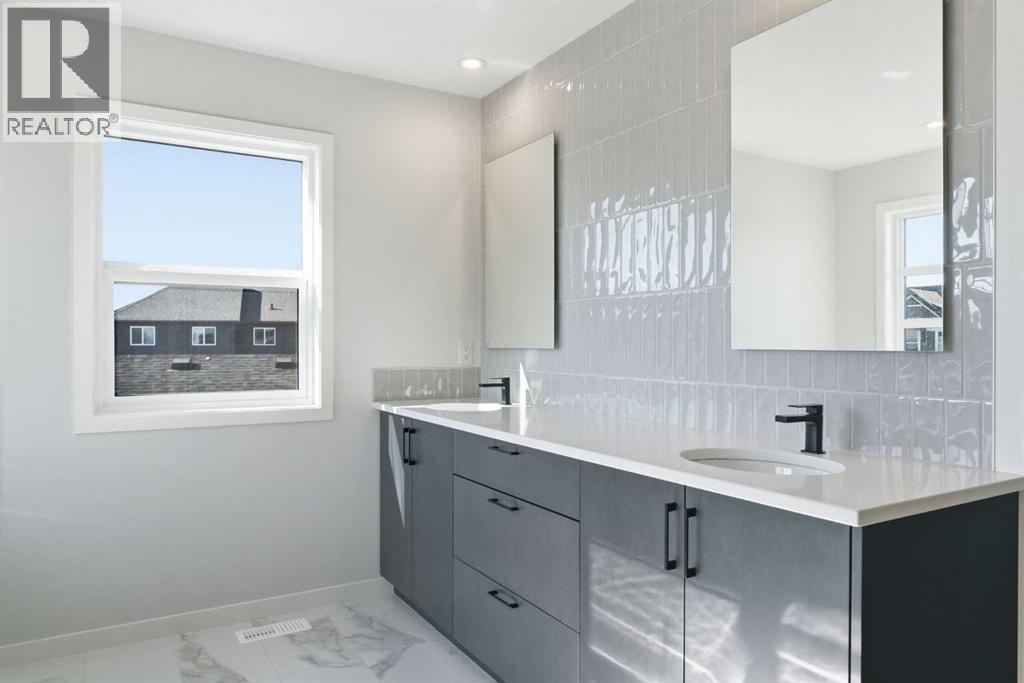 572 Belmont Heath SW, Calgary, Alberta  T2X 4H4 - Photo 21 - A2333478