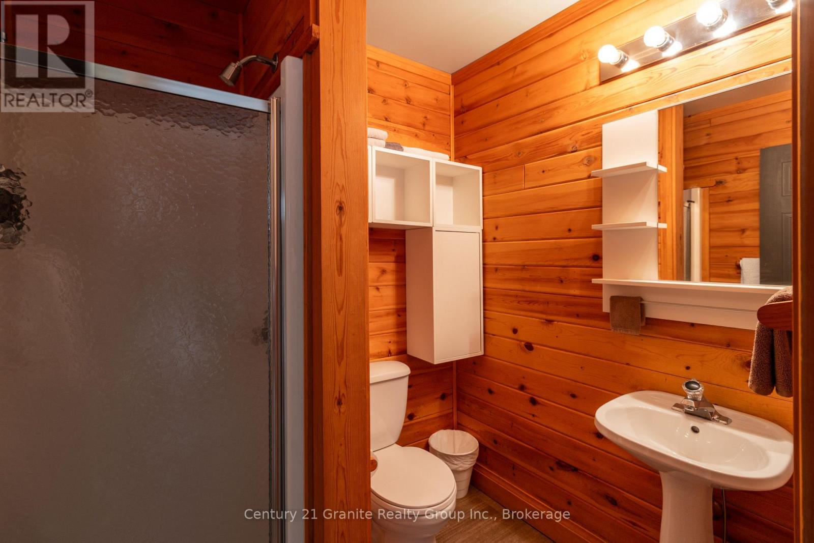 2029 Little Hawk Lake Road, Algonquin Highlands, Ontario  K0M 1S0 - Photo 46 - X12928418