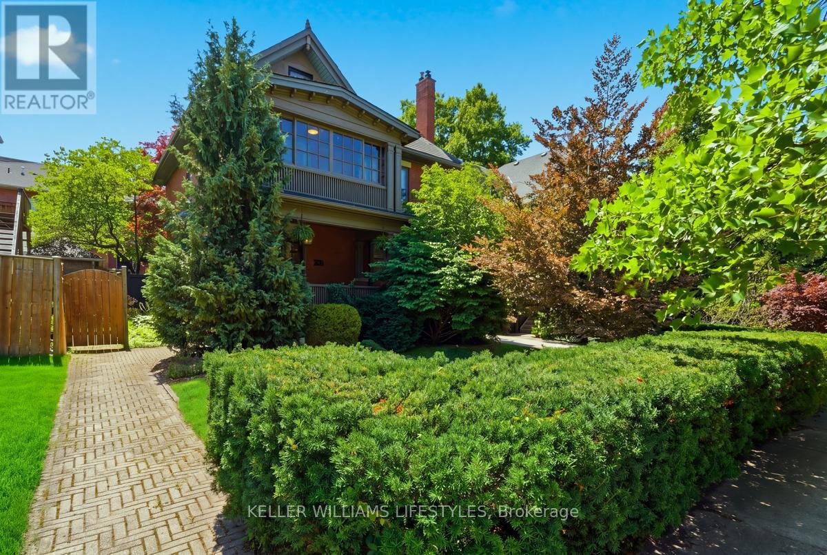 203 Cheapside Street, London East, Ontario  N6A 1Z9 - Photo 2 - X13631440
