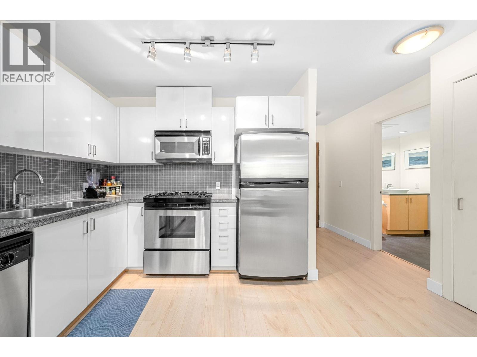 305 175 W 1st Street, North Vancouver, British Columbia  V7M 3N9 - Photo 5 - R3151920