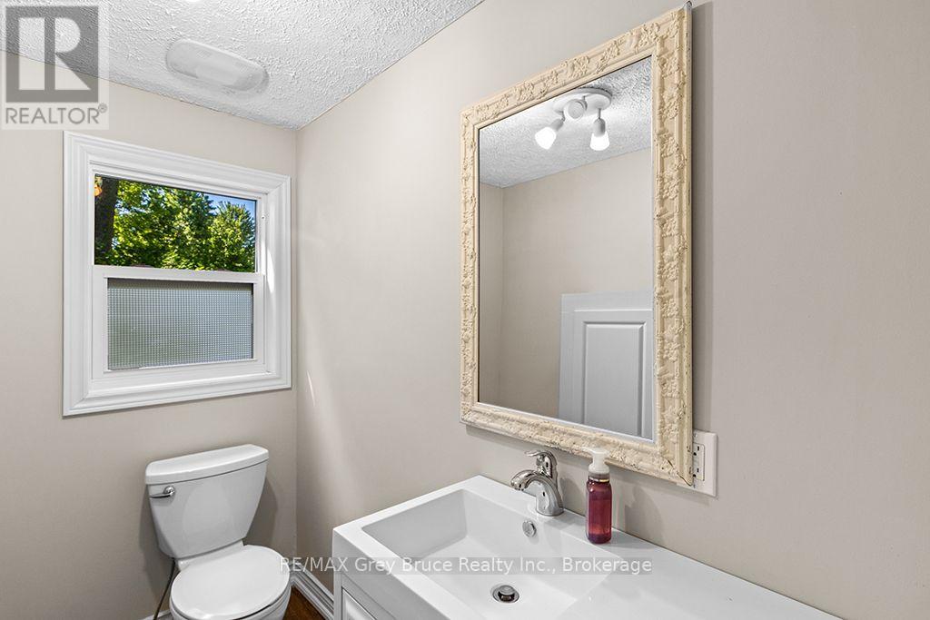 441 Frank Street, South Bruce Peninsula, Ontario  N0H 2T0 - Photo 11 - X13631422
