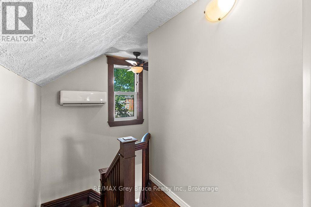 441 Frank Street, South Bruce Peninsula, Ontario  N0H 2T0 - Photo 13 - X13631422