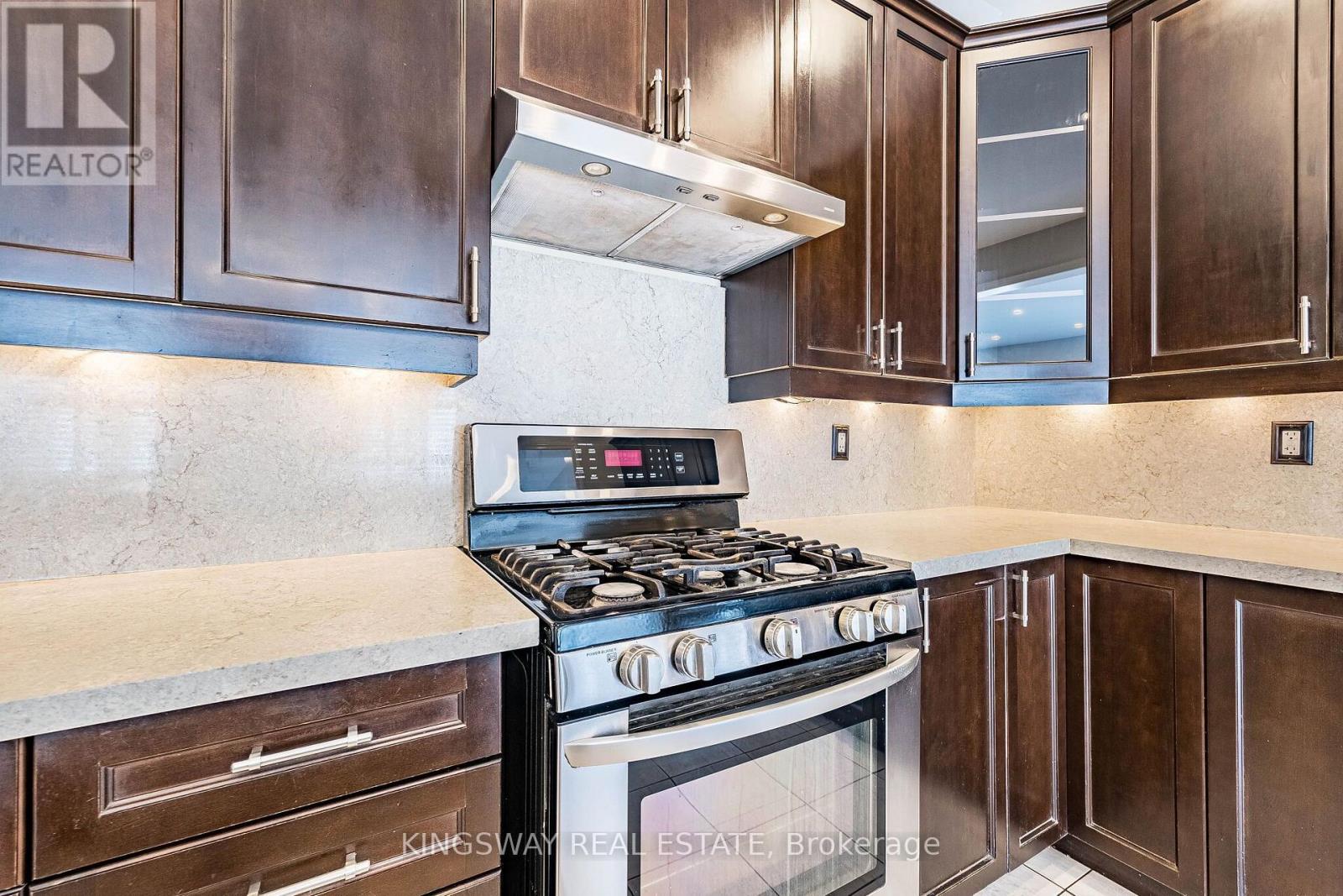 Unknown Address, ,    - Photo 12 - W13631432